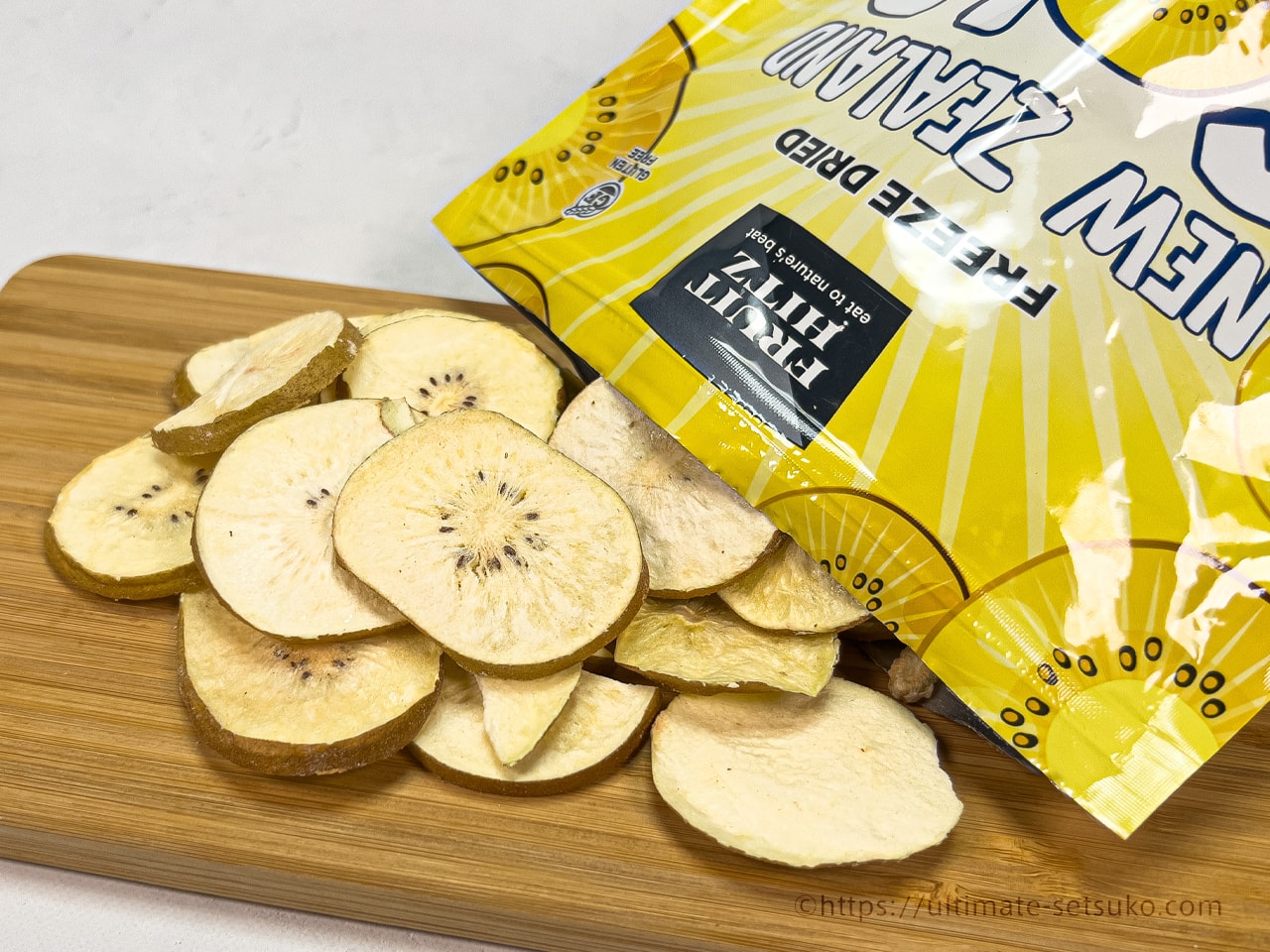 コストコで買えるフリーズドライのキウイは新感覚のフルーツチップス 酸味が強いのでアレンジ推奨