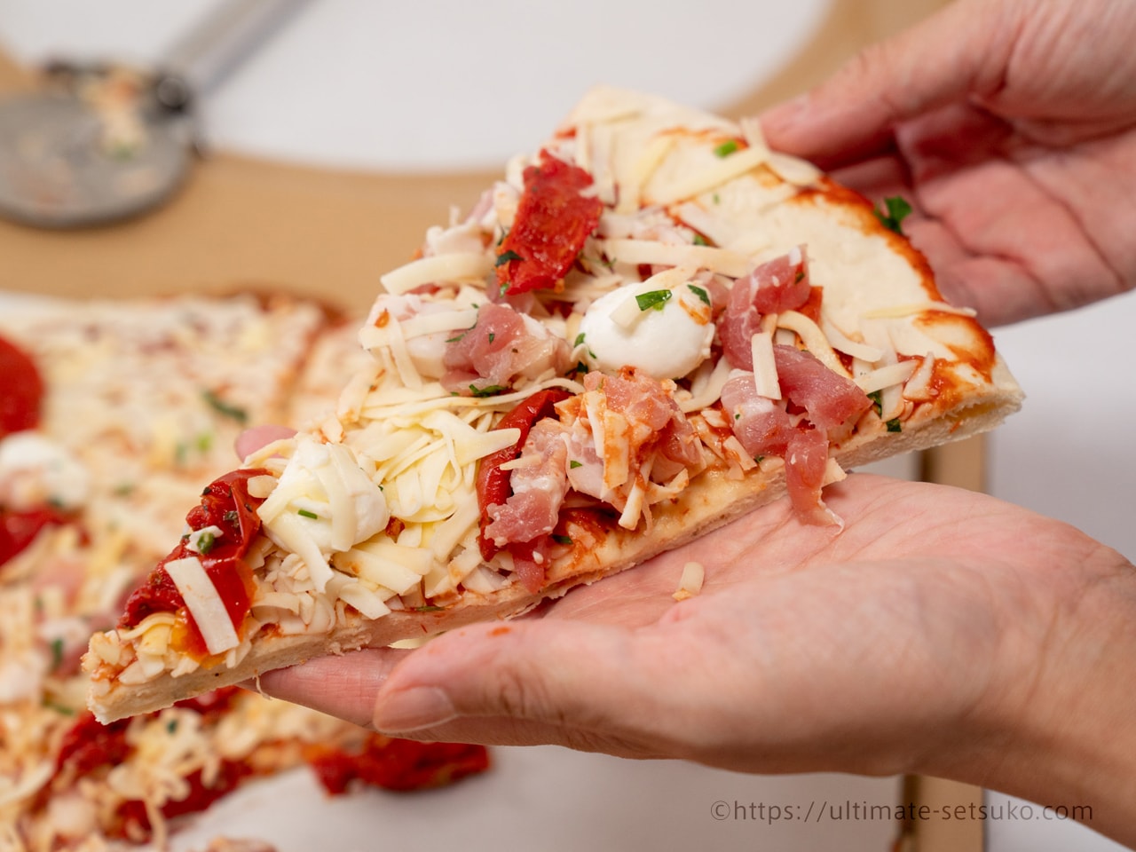 コストコの巨大ピザの切り方 保存方法の手順を写真付で解説