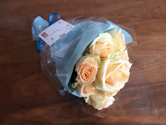 コストコでお花を買ってみた バラのブーケは贈り物にも最適な春のおすすめ商品