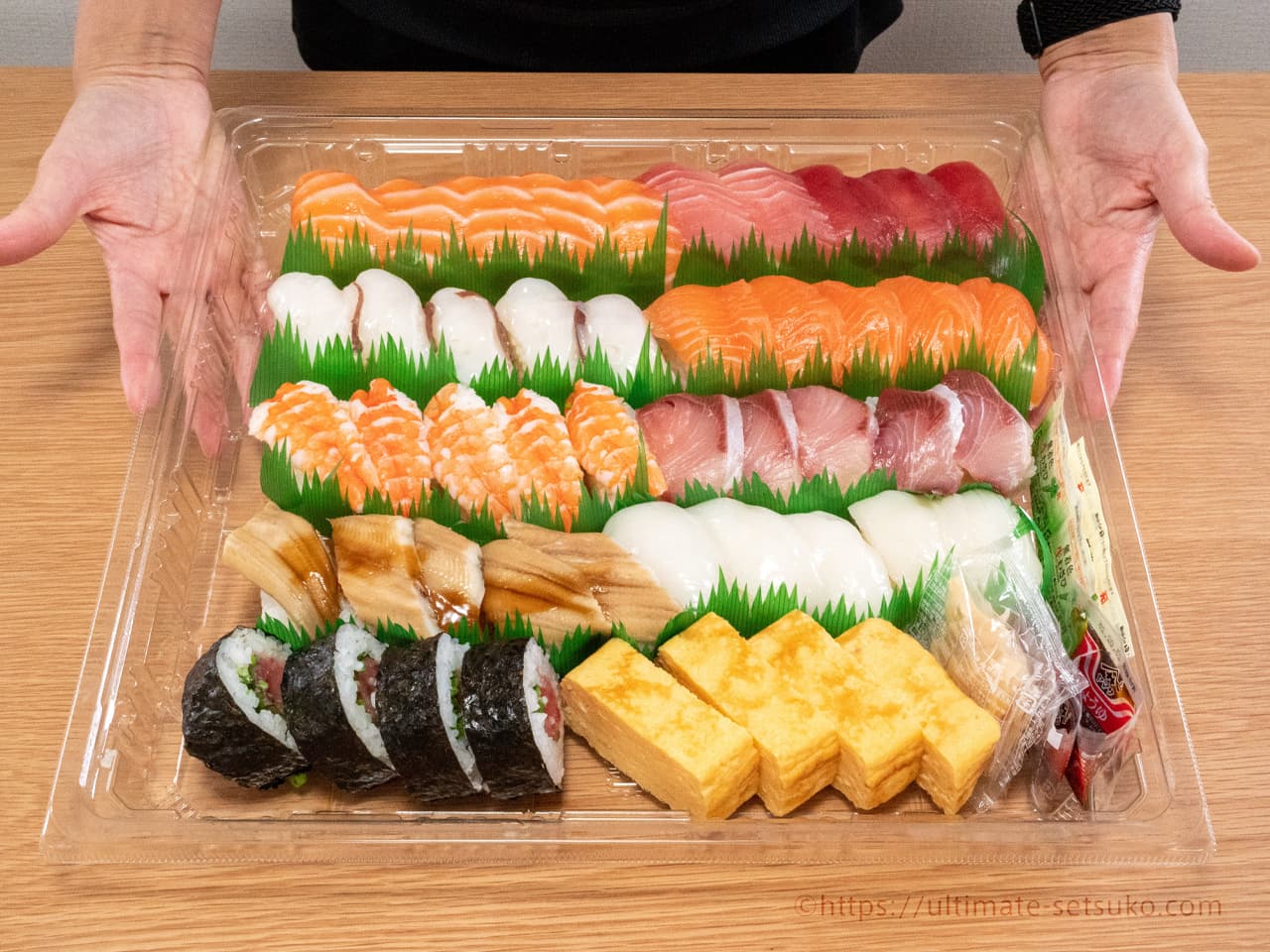 コストコの寿司ファミリー満足度高めのネタが48貫入でコスパ最高 贅沢したい日やパーティに重宝