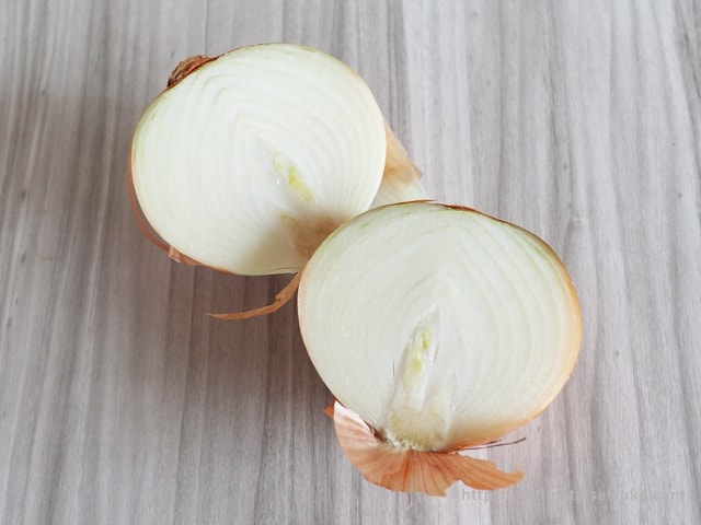 コストコの北海道産たまねぎは超ジャンボサイズ ソフトボール並みのでかさでたっぷり5kg