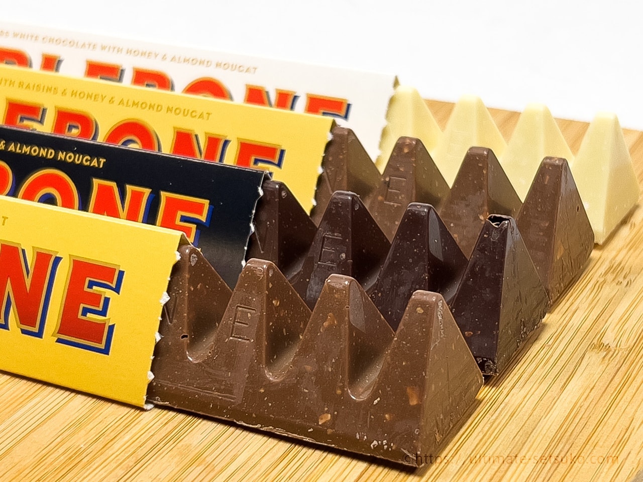 コストコで買えるトブラローネはヌガー入りの三角チョコバー 値段や味を紹介