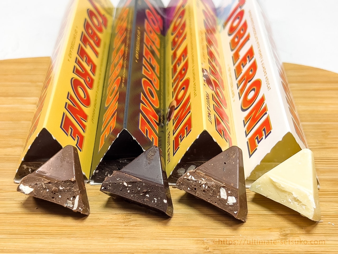 コストコで買えるトブラローネはヌガー入りの三角チョコバー 値段や味を紹介